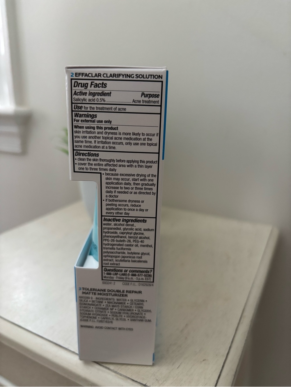 La Roche-Posay Effaclar Daily Acne Essentials Kit | 3-Step Acne Care Set - Picture 3 of 12